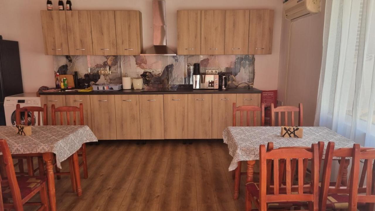Къща За Гости Пиргос Burgas Exterior foto